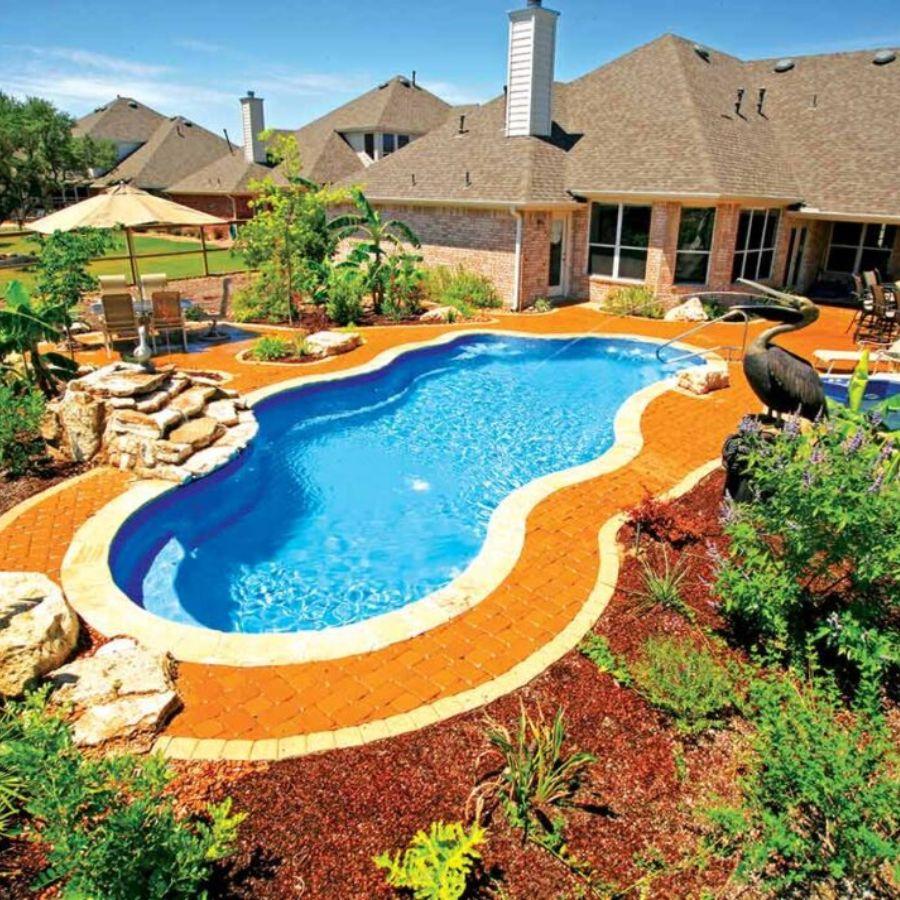 Pools & Spas
